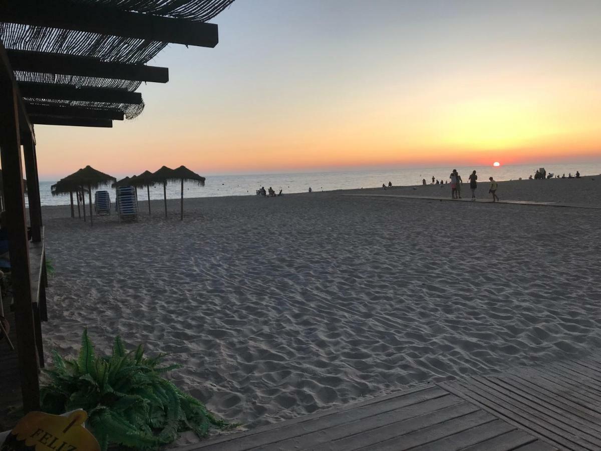Masai Victoria Beach. A 100 Metros De La Playa. Кадис Екстериор снимка